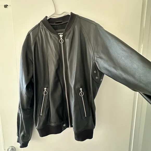 Kiwami DIESELBlack Leather Jacket Lamb - Size L Used, Stylish Design